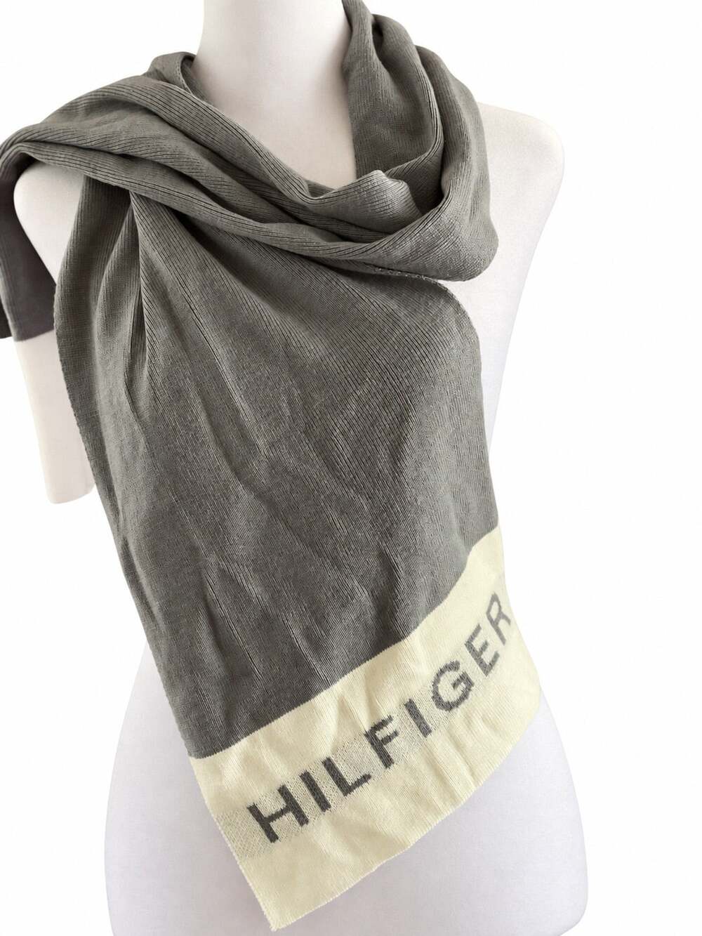 Tommy Hilfiger Scarf Gray Cream Knit Logo Colorblock Unisex One Size